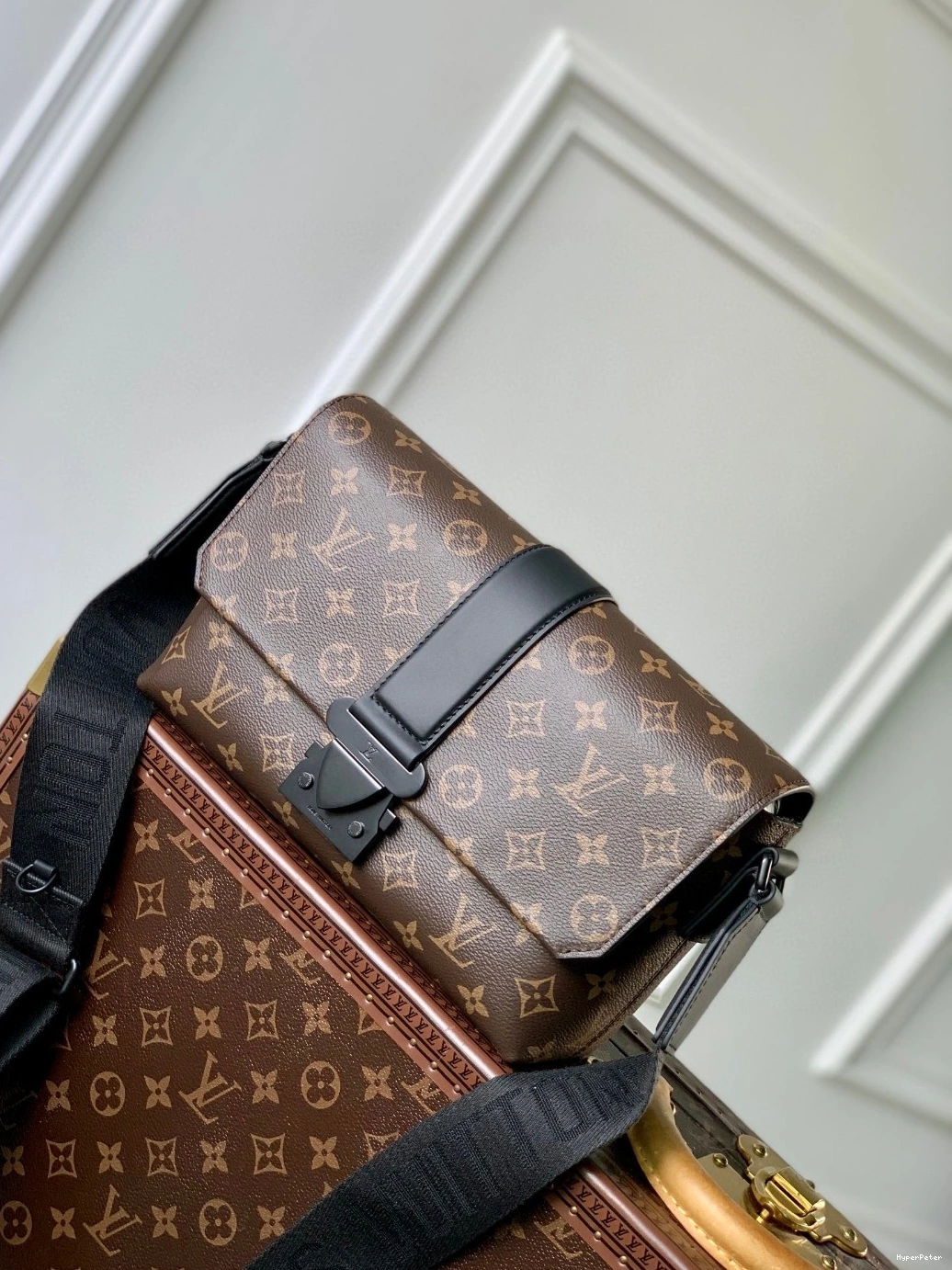 Messenger VUITTON LOUIS S-Cape 0818